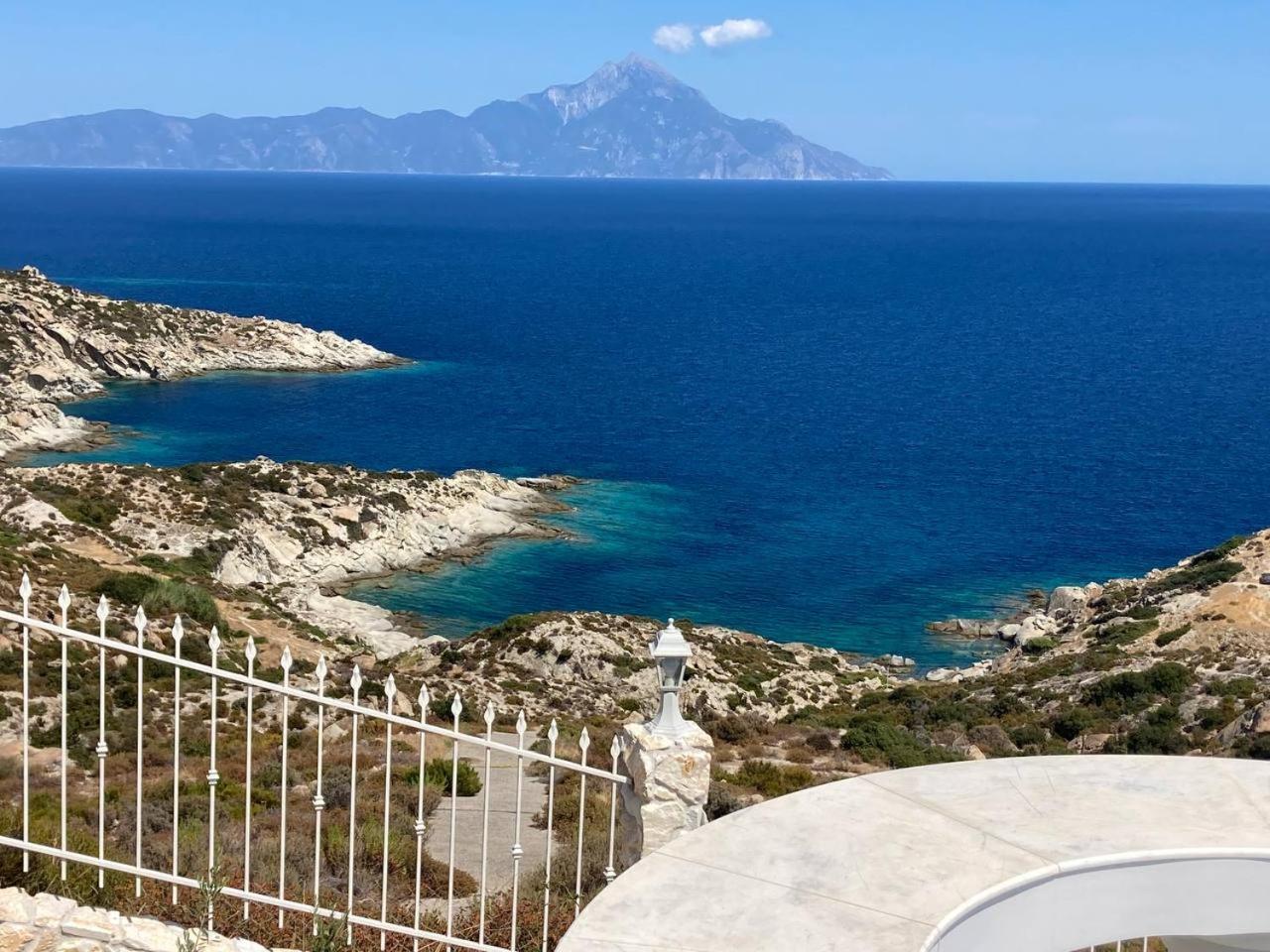 Villa Ulyana Kriaritsi - Athos Sea View & Spa Εξωτερικό φωτογραφία