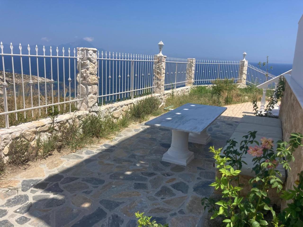 Villa Ulyana Kriaritsi - Athos Sea View & Spa Εξωτερικό φωτογραφία